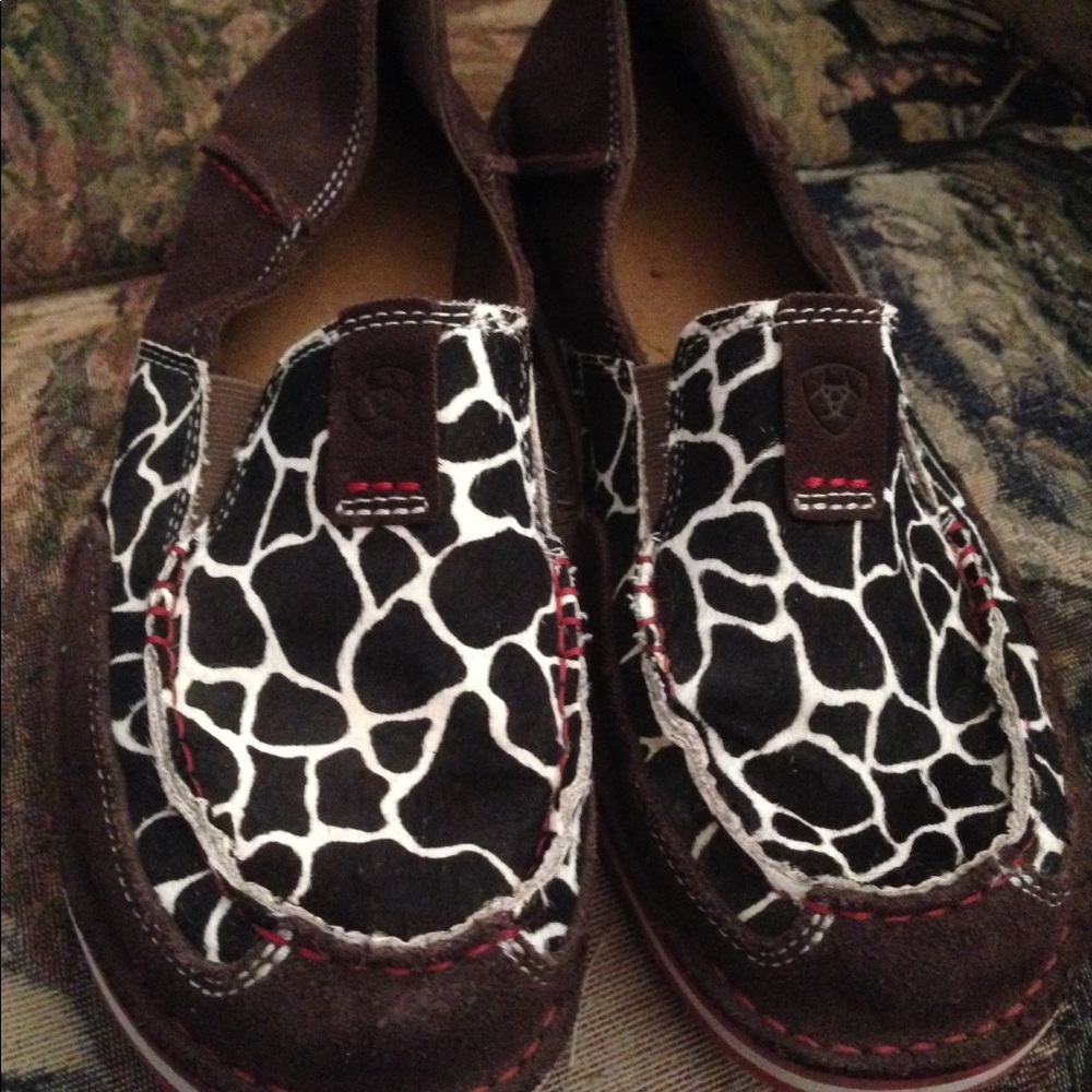 Ariat Cruisers